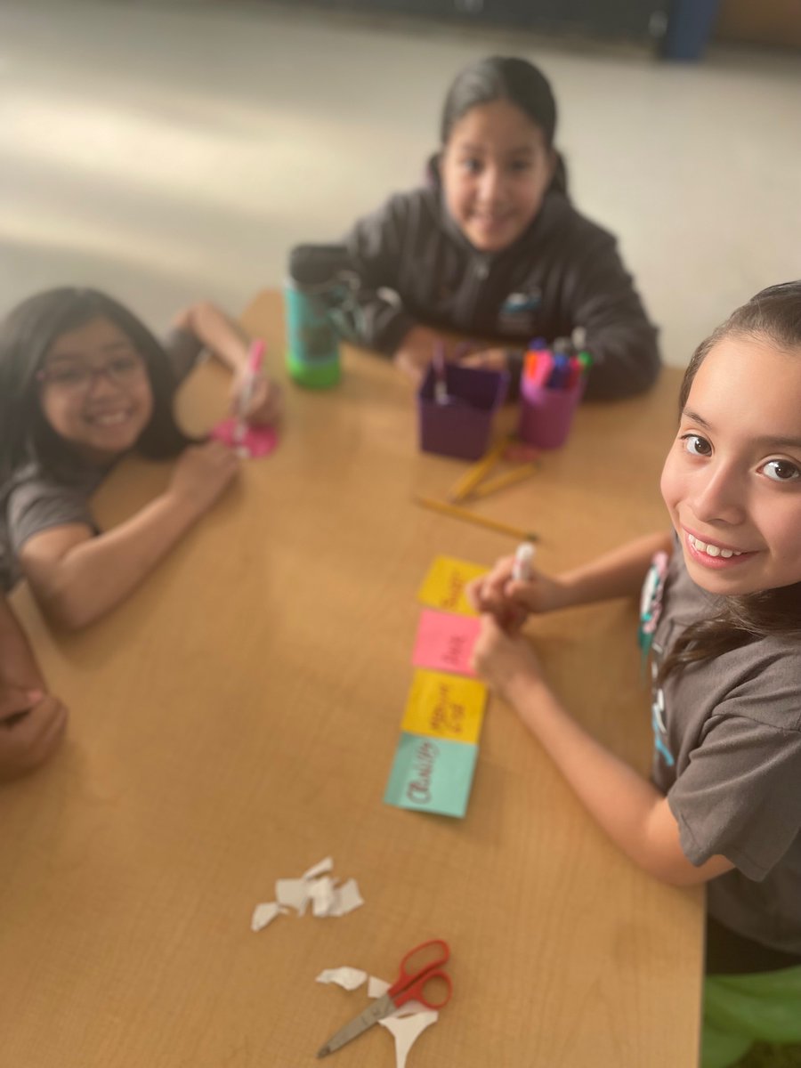 It's great to be in third grade! Friendships grow over the years for many students who join AGC &amp; stay with us through 8th grade. We love seeing our young people grow into dynamic thinkers &amp; kind community members. 💙💚❤️ #publicschool #agcchicago