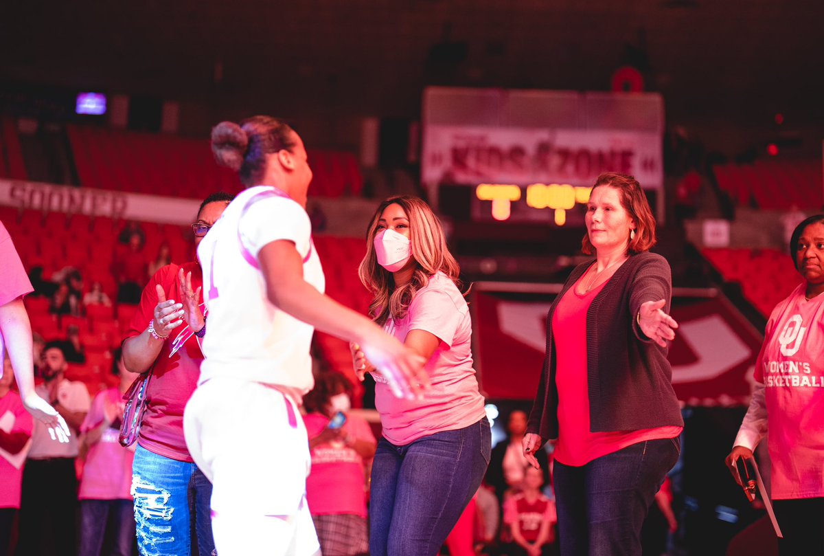 OU_WBBall's tweet photo. If you only watch one thing today, make it this. 

Two minutes from @SoonersCoachJB on the perspective that the Pink Game provides 💕 https://t.co/ZSbmnSIHpH