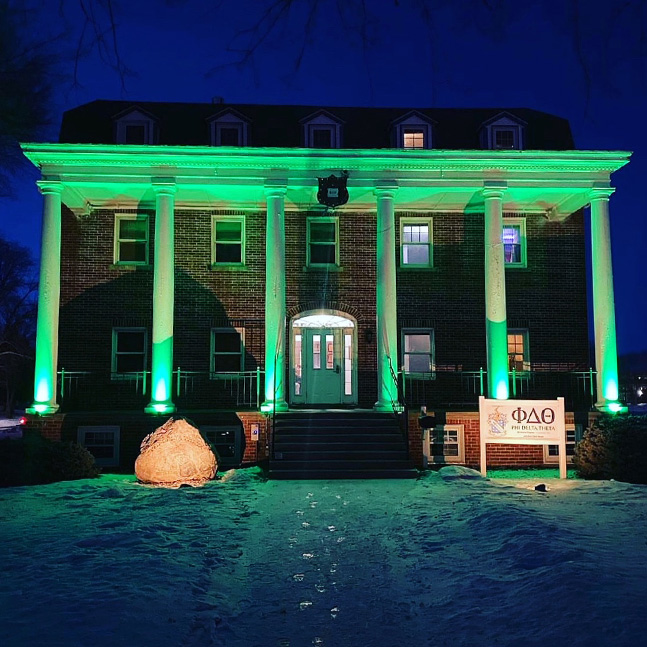 Phi Delta Theta chapters show support for their MSU Brothers 💚⚔️

Thank you! #SpartanStrong
