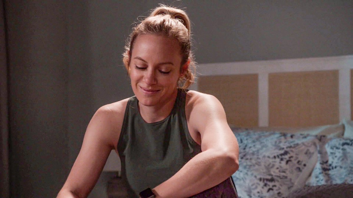 queenspampinato's tweet image. “Do you remember the first night we hooked up? Sharing small breaths between kisses, I remember the smell of your hair and the lavender flowers nearby. I remember you trying to make a joke about CPR and your breath being taken away.” 🥹