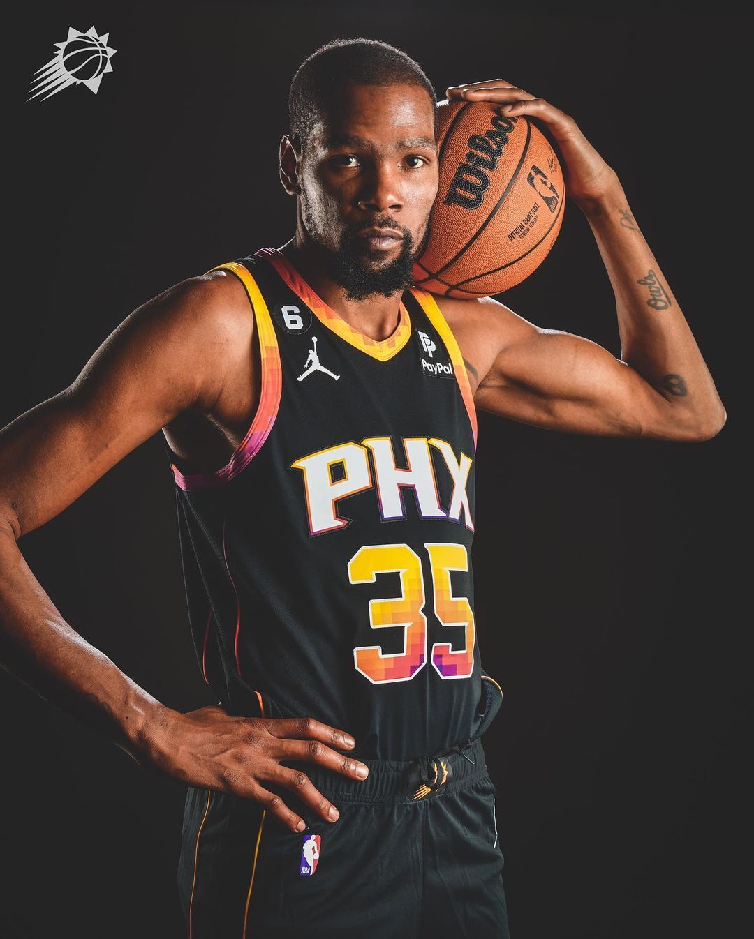 Bleacher Report on Twitter "First look at KD in Suns threads ☀️ 35