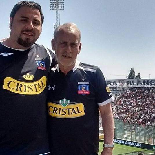 HectorVeas3's tweet image. Regalenmelas pa ir con mi tayta, ya tiene 74 pepas, se las merece el hombre #losTenores #assistcard