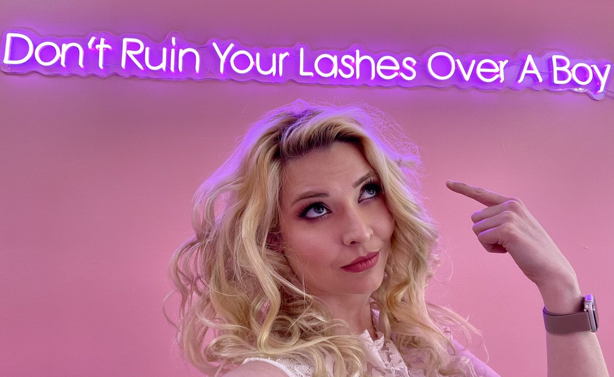 animatedhello's tweet photo. Just do better next time. ๐๐ซถ๐ป
Makeup by @beautymark_art
#wonderland #nataliakills #pink #ruin #love #valentine #blonde #smile #cute #awe #lashes #boy #heatherdunham #buffalomodel #denvermodel #angel #lace #solidadvice #thankyounext #unbothered https://t.co/p9PrUCNGQ1