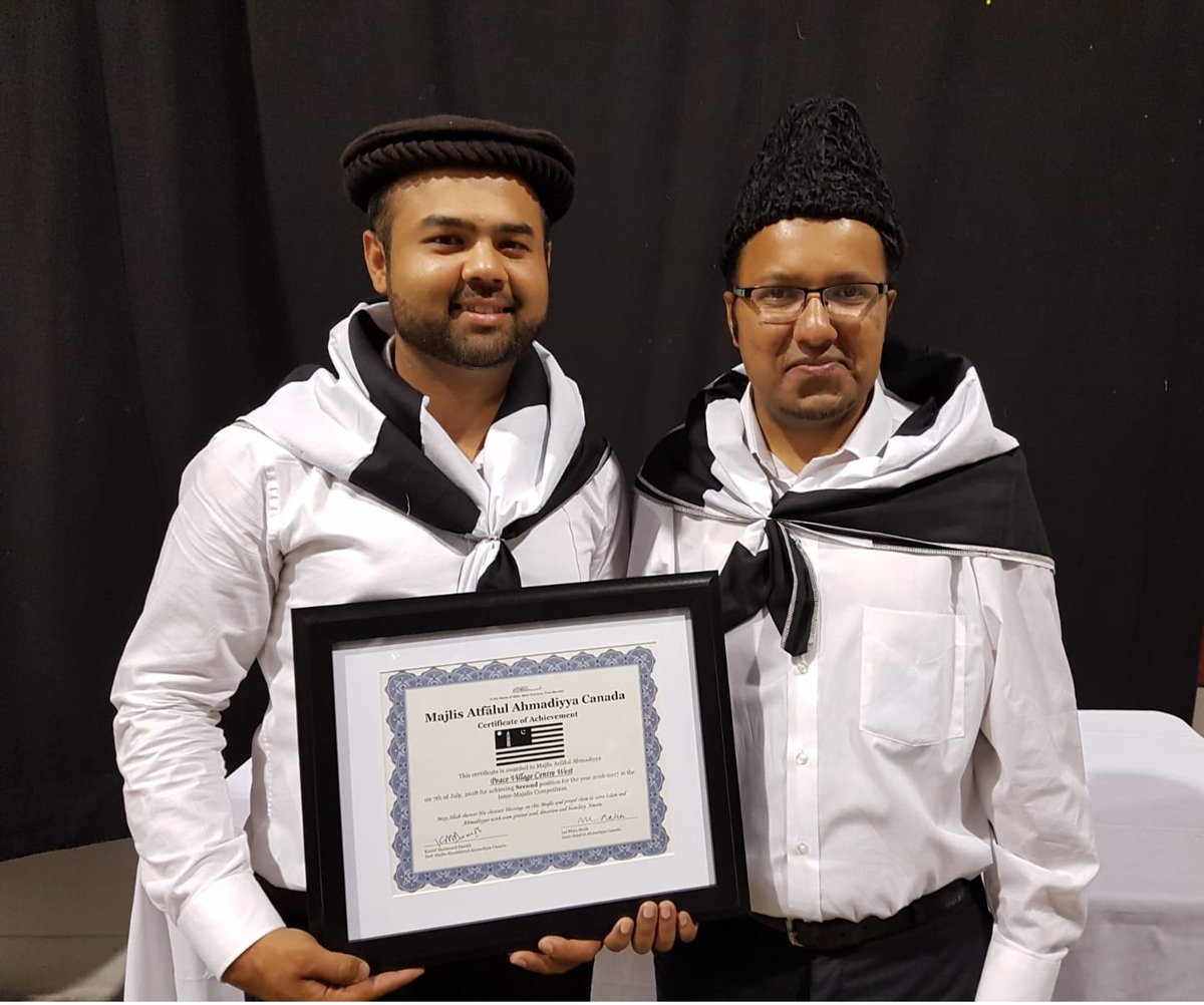 AMYA_PVCW's tweet photo. Throwback to Jalsa Salana (Annual Gathering) Canada 2018 when Peace Village Center West chapter of Ahmadiyya Muslim Children's Association Canada won the award for being second best local chapter of @AtfalCanada for year 2016 - 2017.

#JalsaSalana #JalsaCanada #ThrowbackThursday https://t.co/wZggVrIzYW