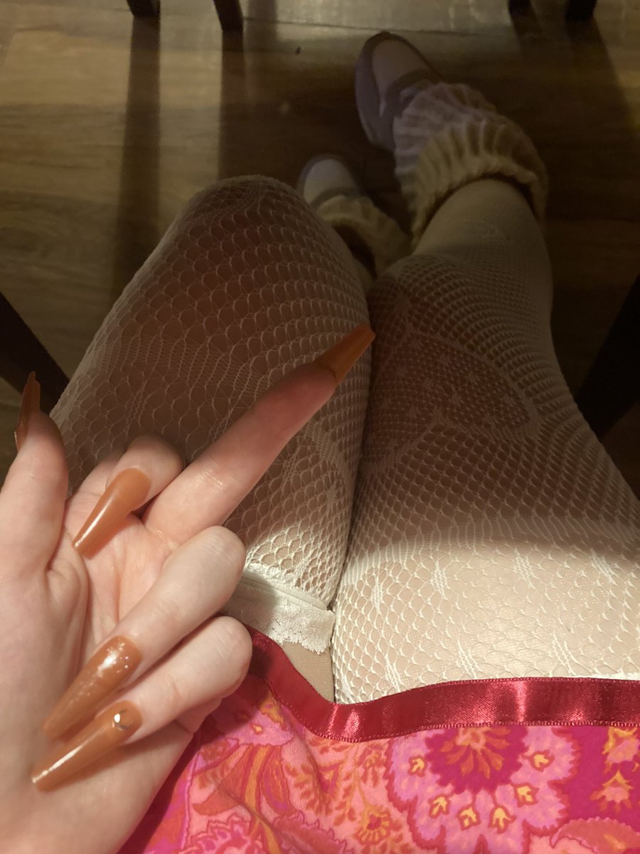 AStopki's tweet photo. Panie zamawiają drinki. Pierwsze 50 do zwrotu BLIK
Szybciutko do DM szmaty!!! https://t.co/G1wsubkm4l