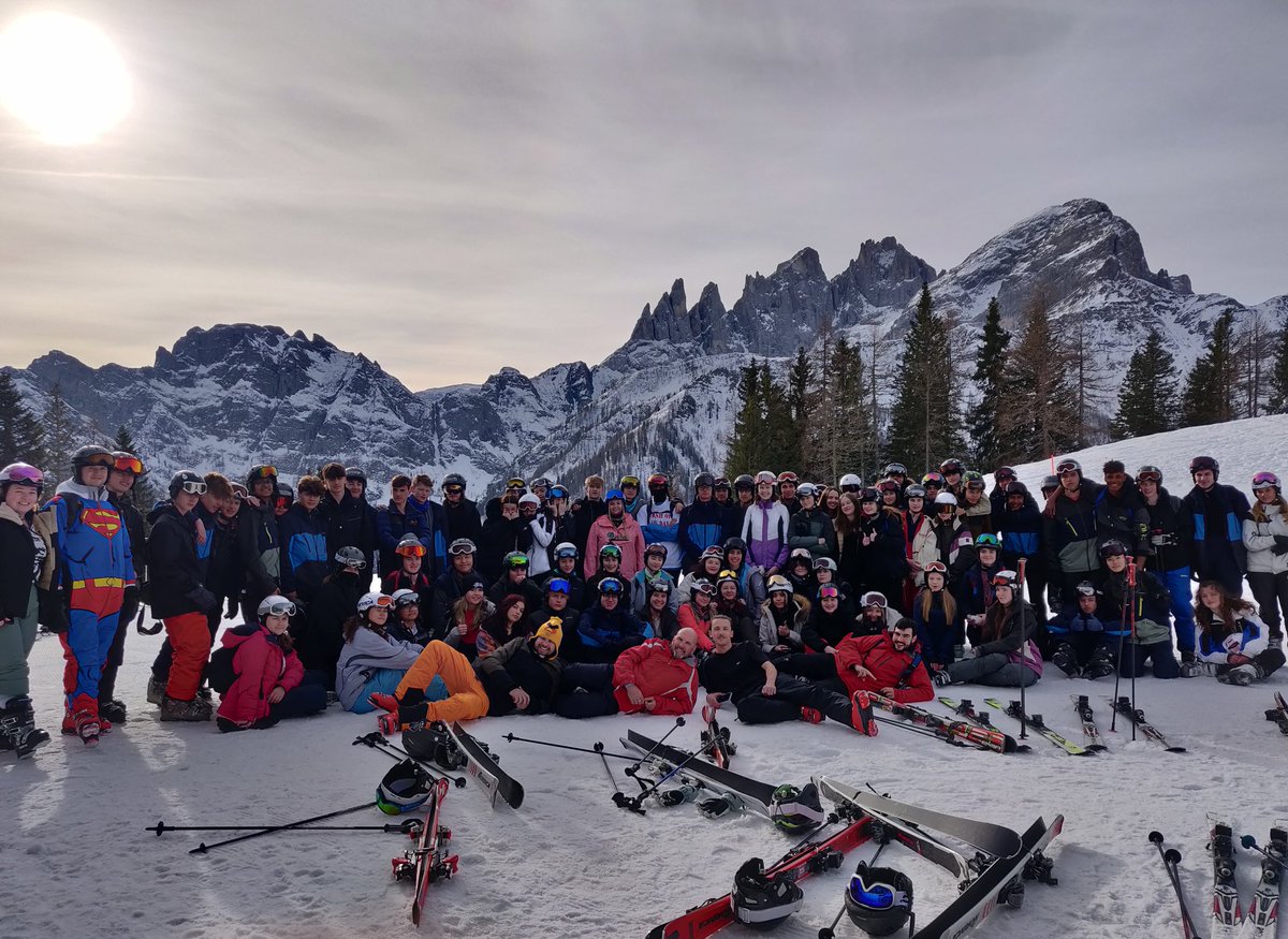Netherhall Ski Trip 2023 tweet media