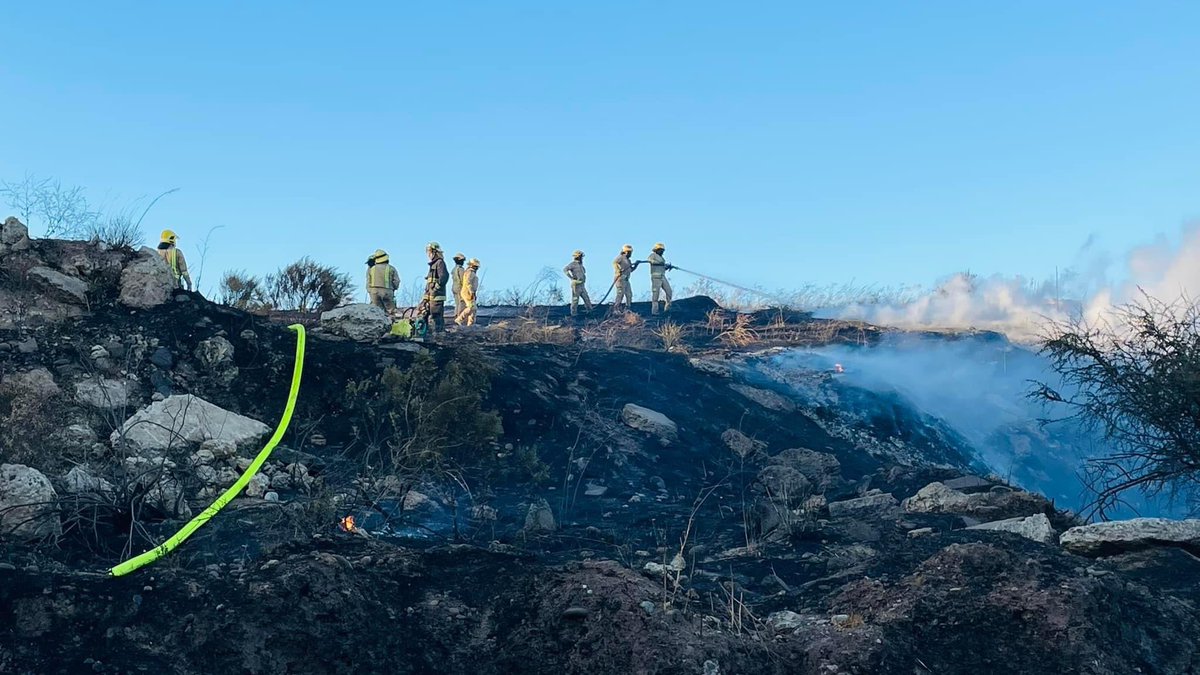 Quinta_Bollenar's tweet photo. El pasado domingo, nuestra Máquina B5 trabajó en Tercera Alarma de Incendio Forestal, sector Cruce San Diego. 🚒 https://t.co/jVPJ4rxXBJ