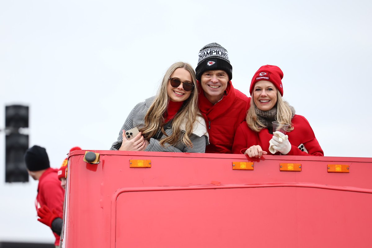 Mark Donovan tweet media