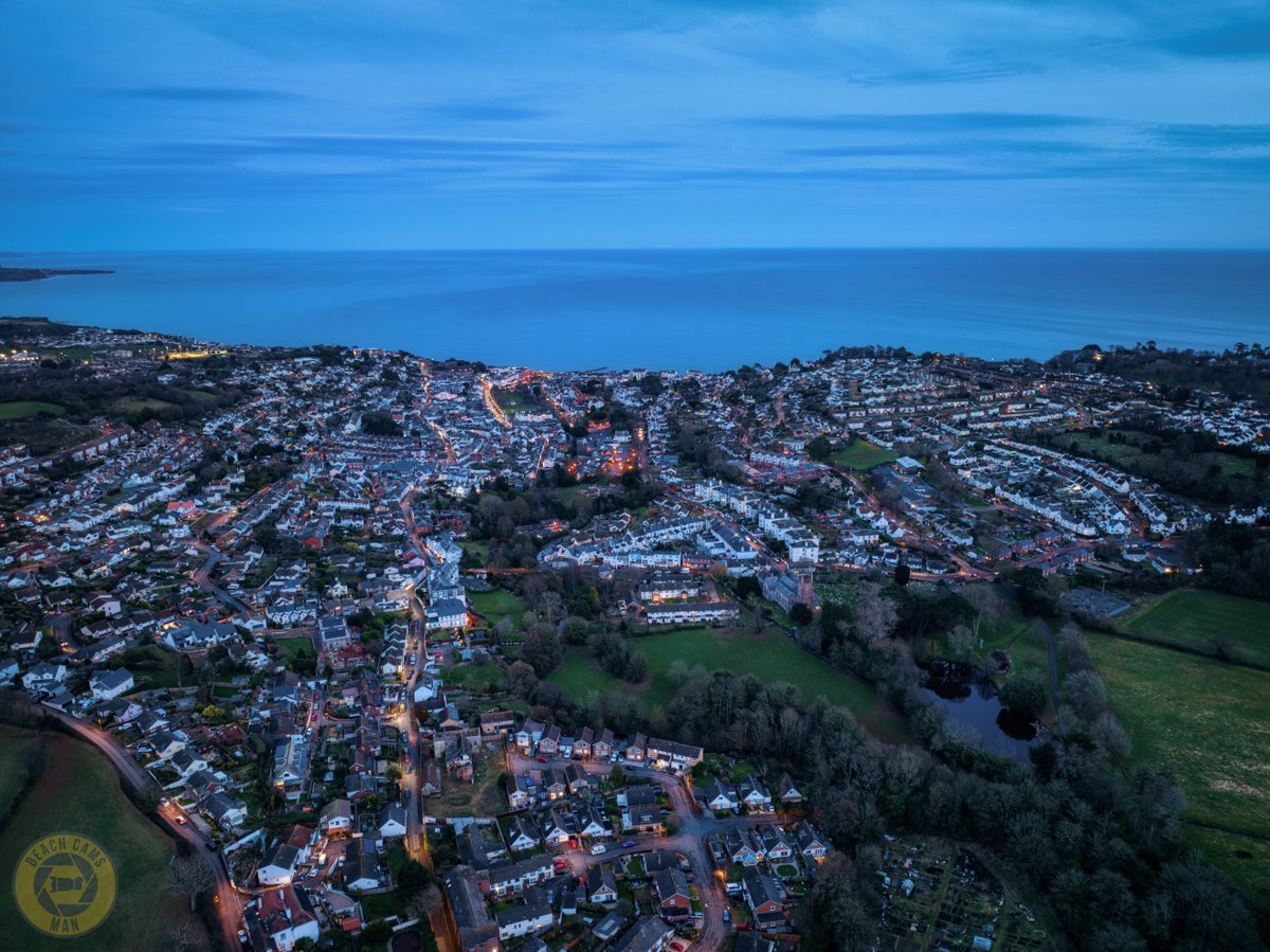 CoastCams247's tweet photo. Dawlish just after sunset. #addicted_to_nights #southdevon #ukcoasts https://t.co/T4kORSCQ0g