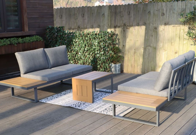CablesShopping's tweet photo. 💛 PICK OF THE WEEK 💛 

This New York Sofa Set from @therangeuk is the set of the Summer!☀️ It features a lightweight aluminium frame and plush cushions that can easily be arranged in various combinations to suit your needs!  

🛒 https://t.co/dHKQPUW2tb 🔎 065081 for £599.99 https://t.co/C2TvViS26J