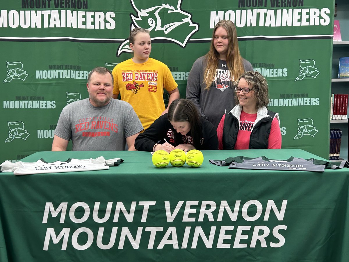 MVHS_AD's tweet photo. Congratulations to @allieschubert on her signing with ⁦@cccredravens⁩ 🥎. Looking forward to a great Senior season for ⁦@MtVernSoftball⁩. https://t.co/jKZxNGsDMM