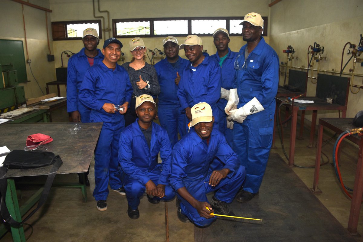 ACCIMMYT's tweet image. @giz_gmbh has decades of work fostering inclusive and sustainable growth in #Africa, and now @CIMMYT
joins as a knowledge partner to #AccelerateInnovation through #SmartMechanization. ⚙️✨