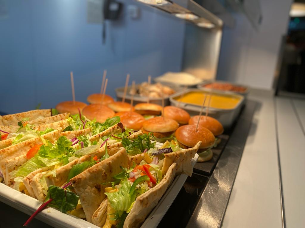 PSCMagazine's tweet photo. Our reporter Ed has spent today with @DuncanONeill2 & the @StockportNHS catering team which includes NHS Chef of the Year winners @EricaEzlouise71 & @shelledpea to see for himself, just what makes it such a great hospital catering operation - read more in March's #PSCMag https://t.co/o6Vm0IYNqL