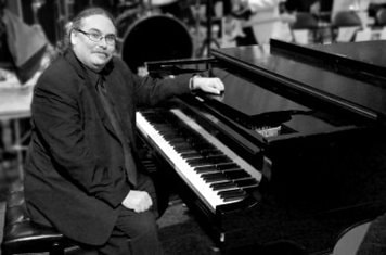 forstinn's tweet photo. Summer Jazz - https://t.co/A4NlnYqp2t https://t.co/ottgfPzpPl