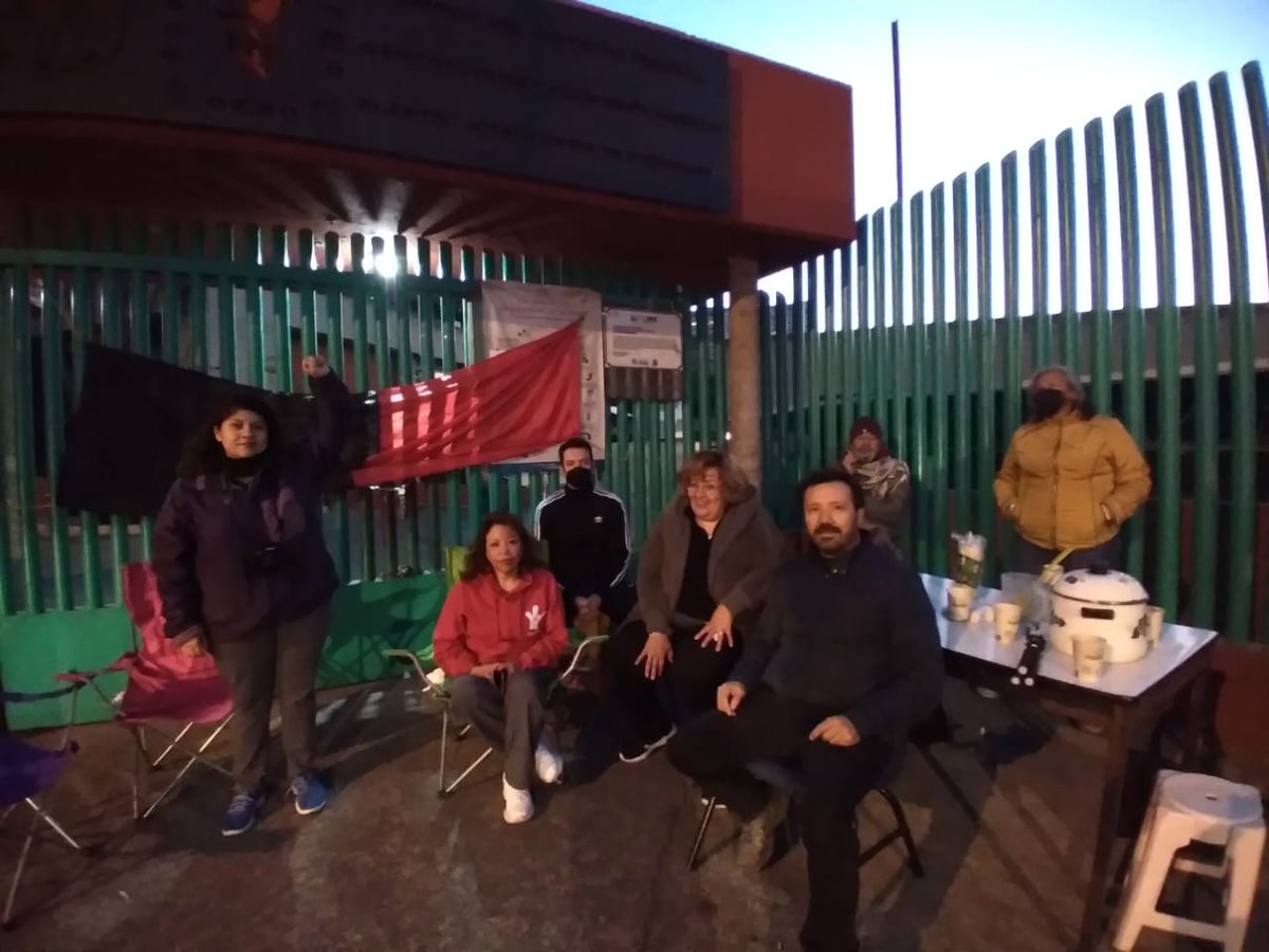 pos_mx's tweet photo. ¡Viva la Huelga del SUTIEMS!
¡Toda nuestra solidaridad con lxs camaradas! @SutiemsOrg https://t.co/zJ4n5e1PA5