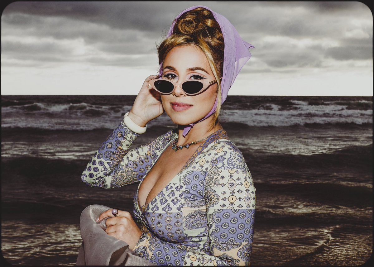 From my photo shoot with the talented @haleyreinhart