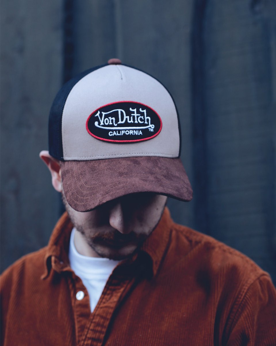 Trucker Suede beige black de Von Dutch™️

Disponible sur notre boutique Headict.com

#headict #vondutch #trucker