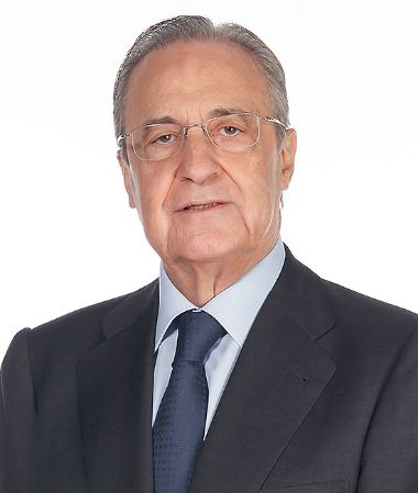 CanteradeLuis's tweet photo. @UnicajaBanco @realmadrid @RMBaloncesto @realmadridfem Mi padre ya murió. Decía que vas a ir al infierno, asesino. https://t.co/doJSj4J1VG