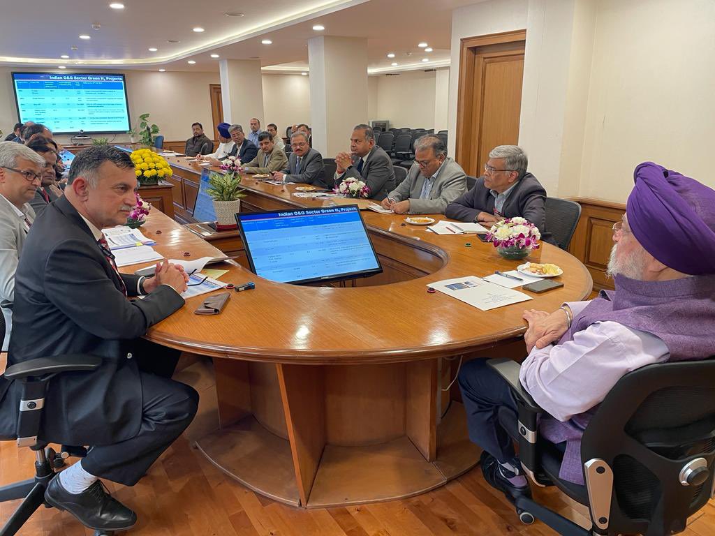 Hardeep Singh Puri tweet media