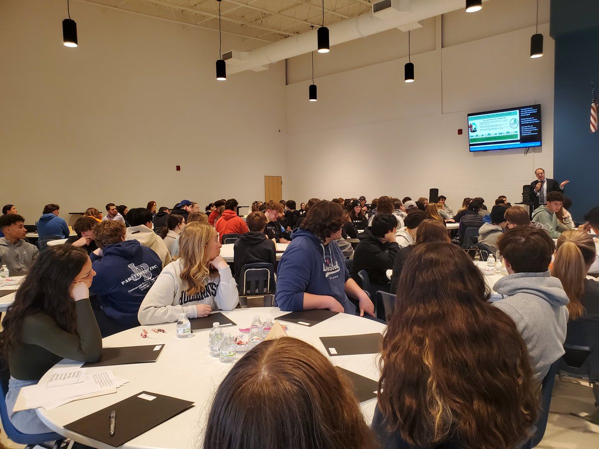 MsmeadP's tweet photo. SAT Boot Camp #letsgo #PythonPride #pelhamproud #today https://t.co/TtPrPDYXmd