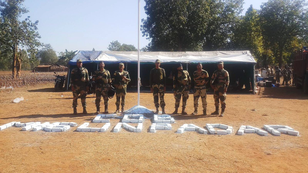 BSF_ANO_Command's tweet photo. After almost finishing the menace of naxalism in Dist. Koraput, #BSF is now establishing new COBs in Dist. Kandhamal. COB at Migunipadar has been established on 14th Feb 23 with the support of State Police. Local villagers welcomed the BSF troops with drums and dance. 

#JaiHind https://t.co/UptCVqf5sS