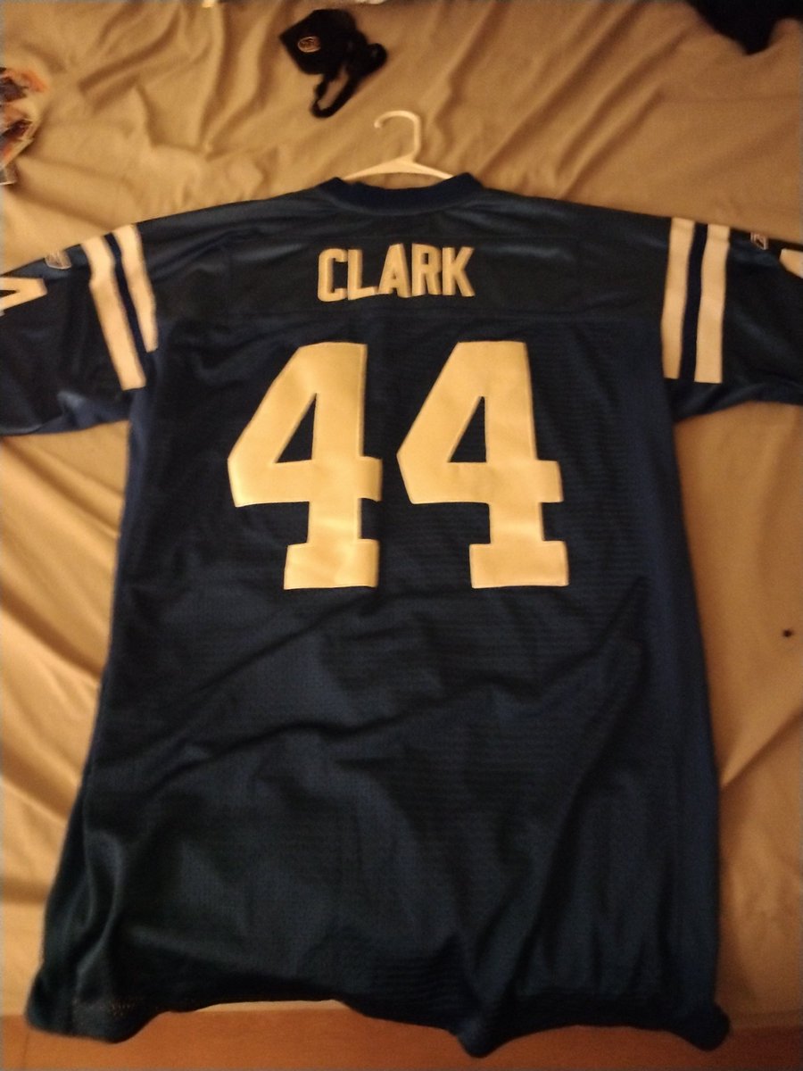 BDad617's tweet photo. Hey all got a #DallasClark #Colts #SuperBowlXLI Jersey. This is NOT game worn.  Never worn still has tags size 52. Look to sell for 50 or trade for football , basketball cards. Shipping included if cash.. Dm if you want thanks https://t.co/5UR8qCCvRR