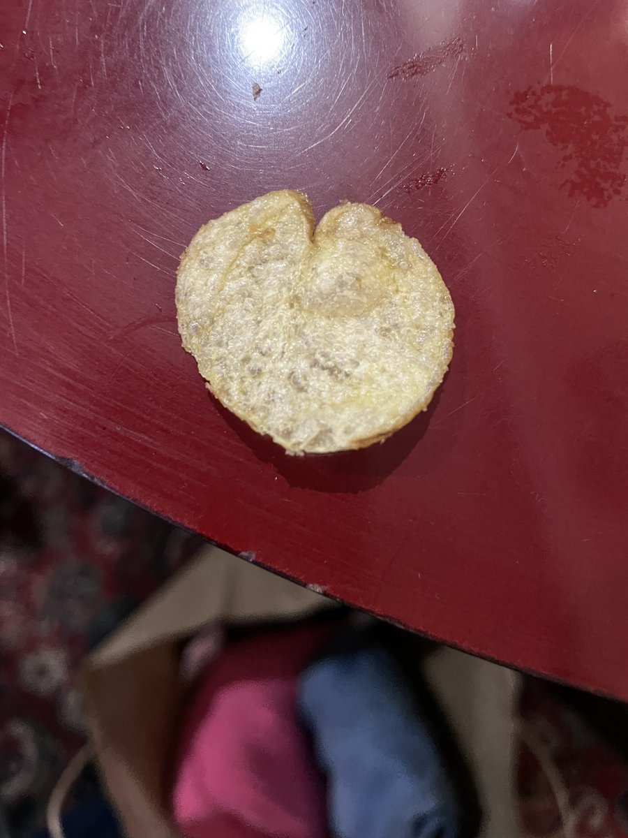 LocalFoodPR's tweet photo. @walkers_crisps I’ve found two heart shaped crisp in my pack! #LovefromWalkers https://t.co/Ydg8M1KQQO
