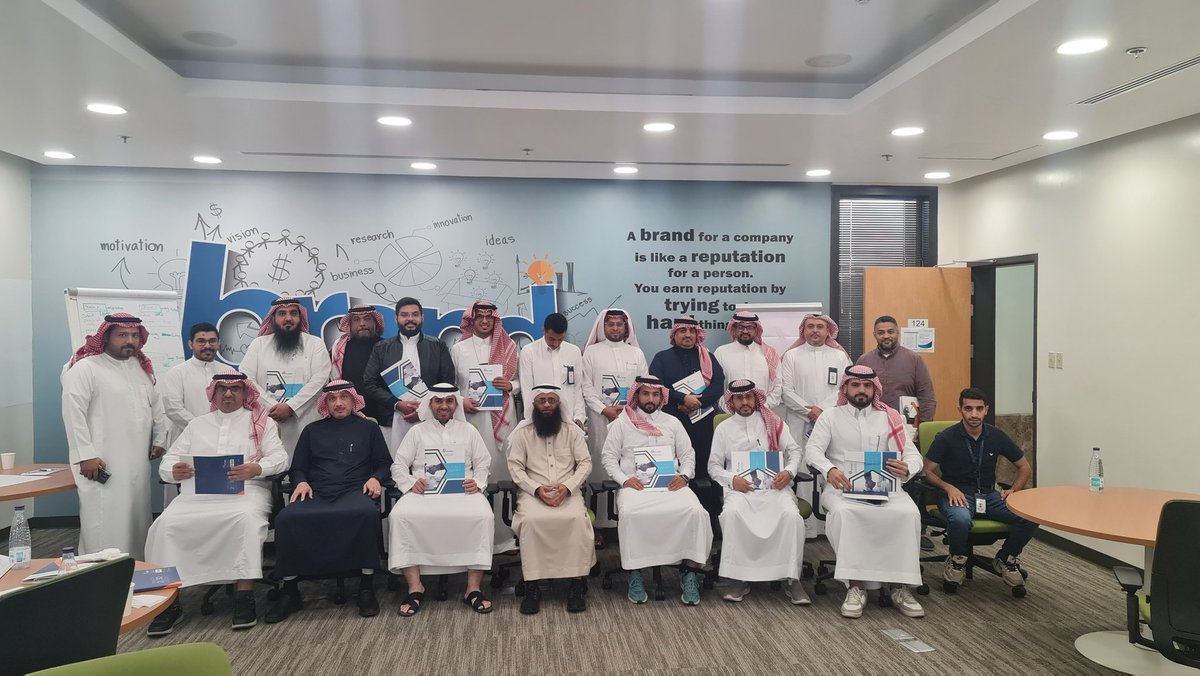 mujathel's tweet photo. بفضل الله انتهيت اليوم من تقديم ورشة تدريبية لمدة 5 ايام لشركة الكهرباء بعنوان 
تحليل العمليات وتصحيحها
#process_analysis https://t.co/9P6h2lpGUx