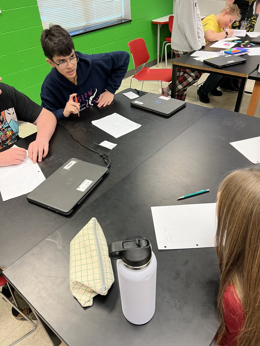 Breakout fun at <a href="/HuntersCreekMS/">Hunters Creek Middle</a> with my #OnslowAIG Math 1 kiddos today! Ss were solving problems for the unit 3 test!