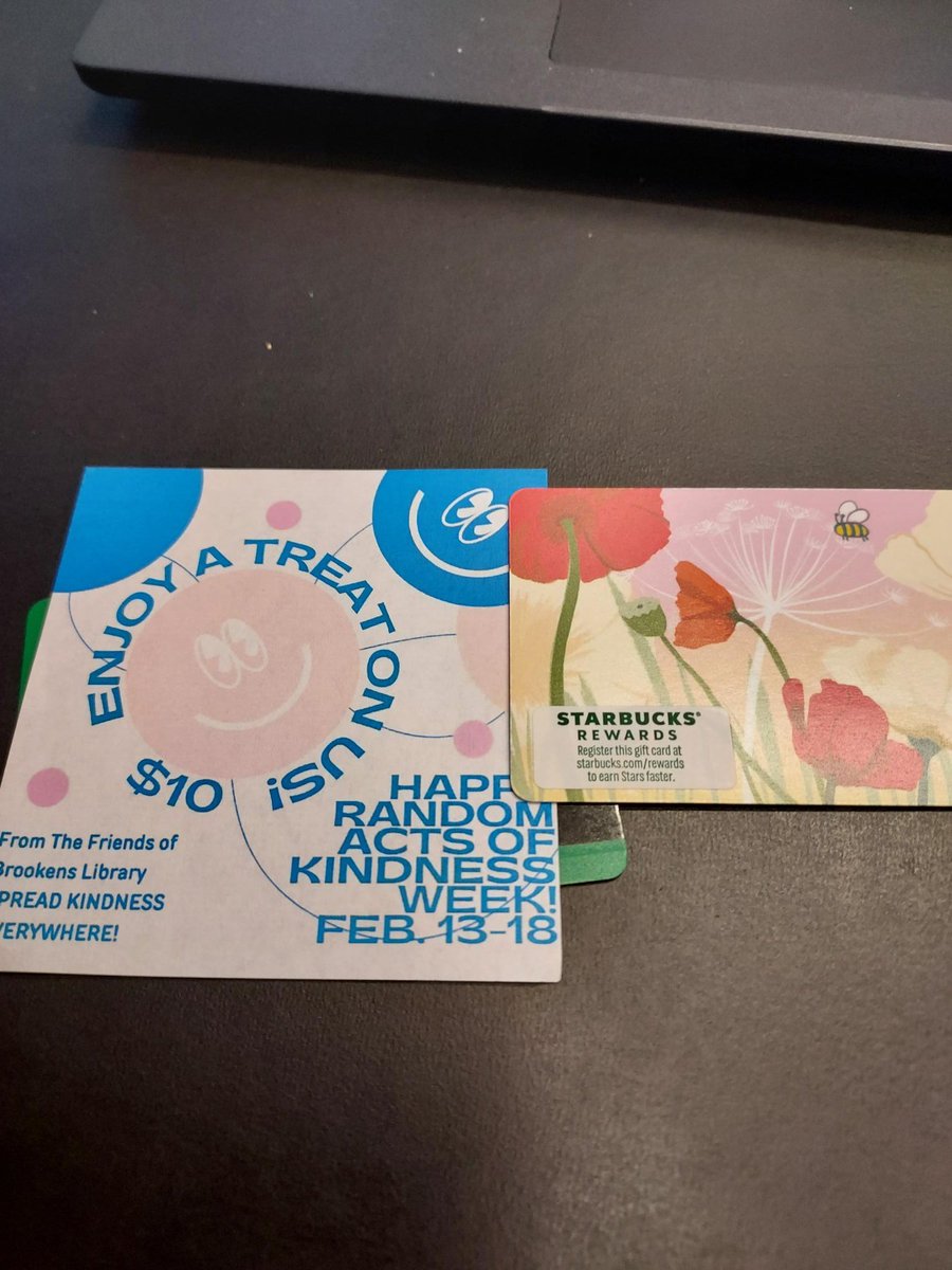 UISLibDean's tweet photo. Big thanks to the #FriendsofBrookensLibrary an organization to support the library and students who sponsored a #KindnessWeek surprise for students yesterday at @UISLibrary #SupportLibraries #SupportStudents #TrustYourLibrarian @UISedu #BeKind https://t.co/YpJcu4EotV