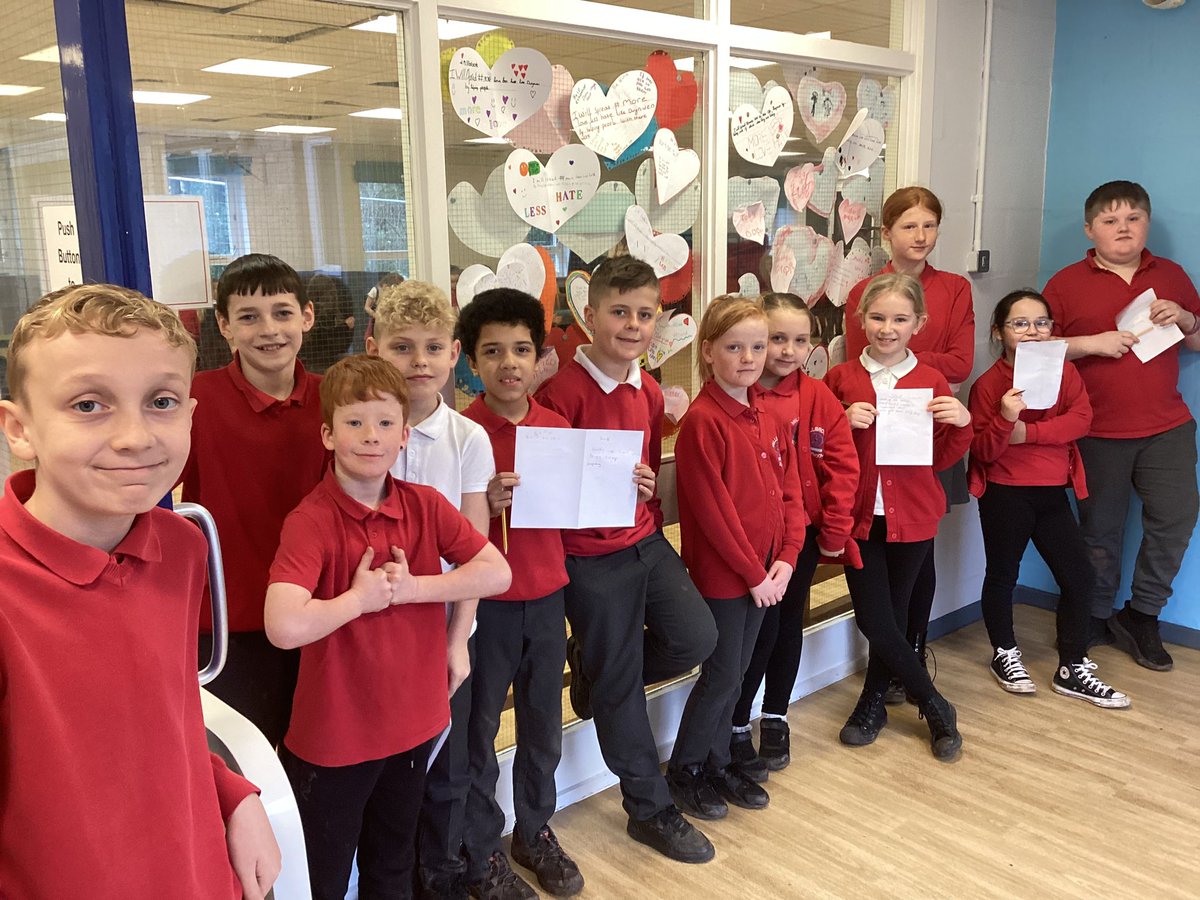 It was wonderful to meet with the #MillbrookMediaTeam and #MillbrookLibrarians today. We completed a learning walk and started creating our action plans. <a href="/MillbrookP/">Millbrook Primary</a> #BeTheChange