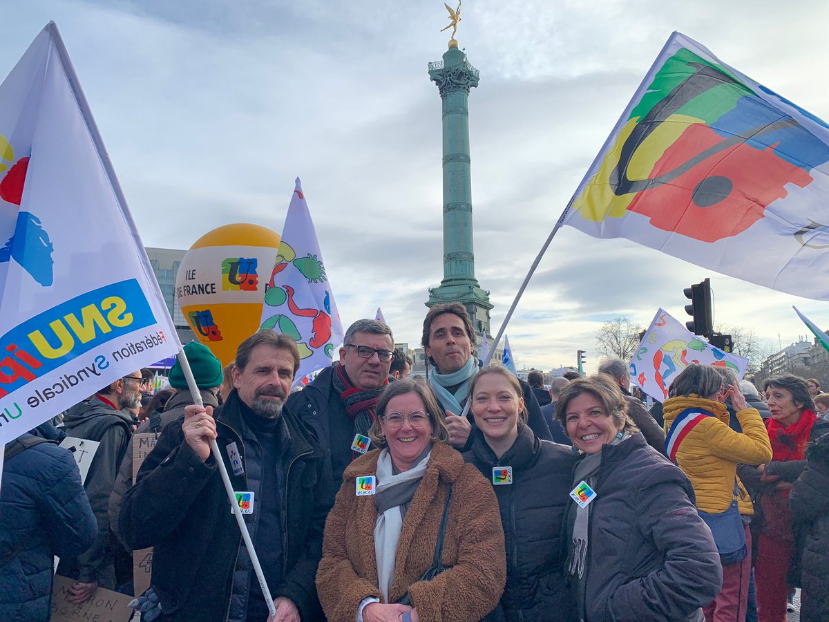 SNES-FSU hors de France tweet media