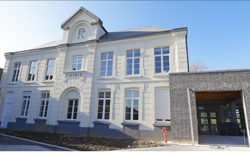 MarieCieters's tweet photo. Inauguration de la mairie de #Marquillies en présence de @gerard_larcher @Senat
✅️ Des travaux de rénovation, de mises aux normes et d'agrandissement que le @departement59 soutient au titre de sa politique d'Aide départementale aux villages et bourgs #ADVB @NicolasSiegler https://t.co/DYH6AZDRun