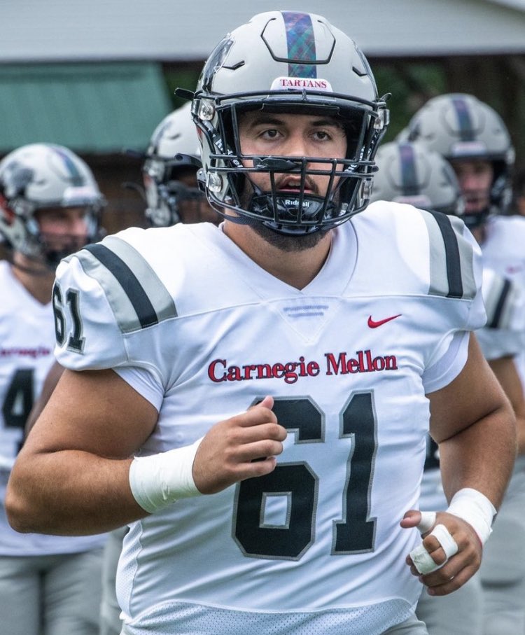 Dario Walnock
Carnegie Mellon University, Offensive Line 2020-2024