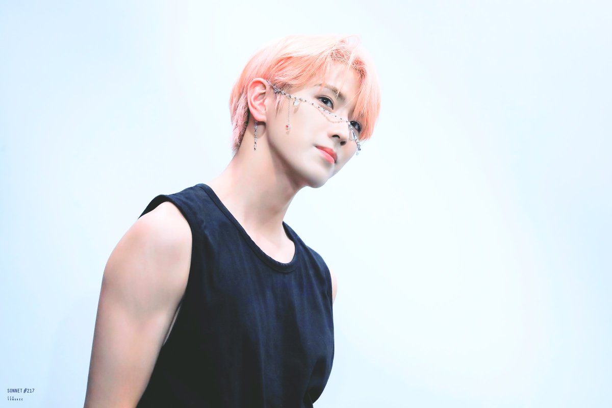 sonnet_98's tweet photo. 🎉🎂🎉
[  💚🦌💚  ]

#CIX #용희 #김용희 #YONGHEE @CIX_twt 

 #2월의_축복_용희
#AllForYongheeDay https://t.co/5f0USQTvr5