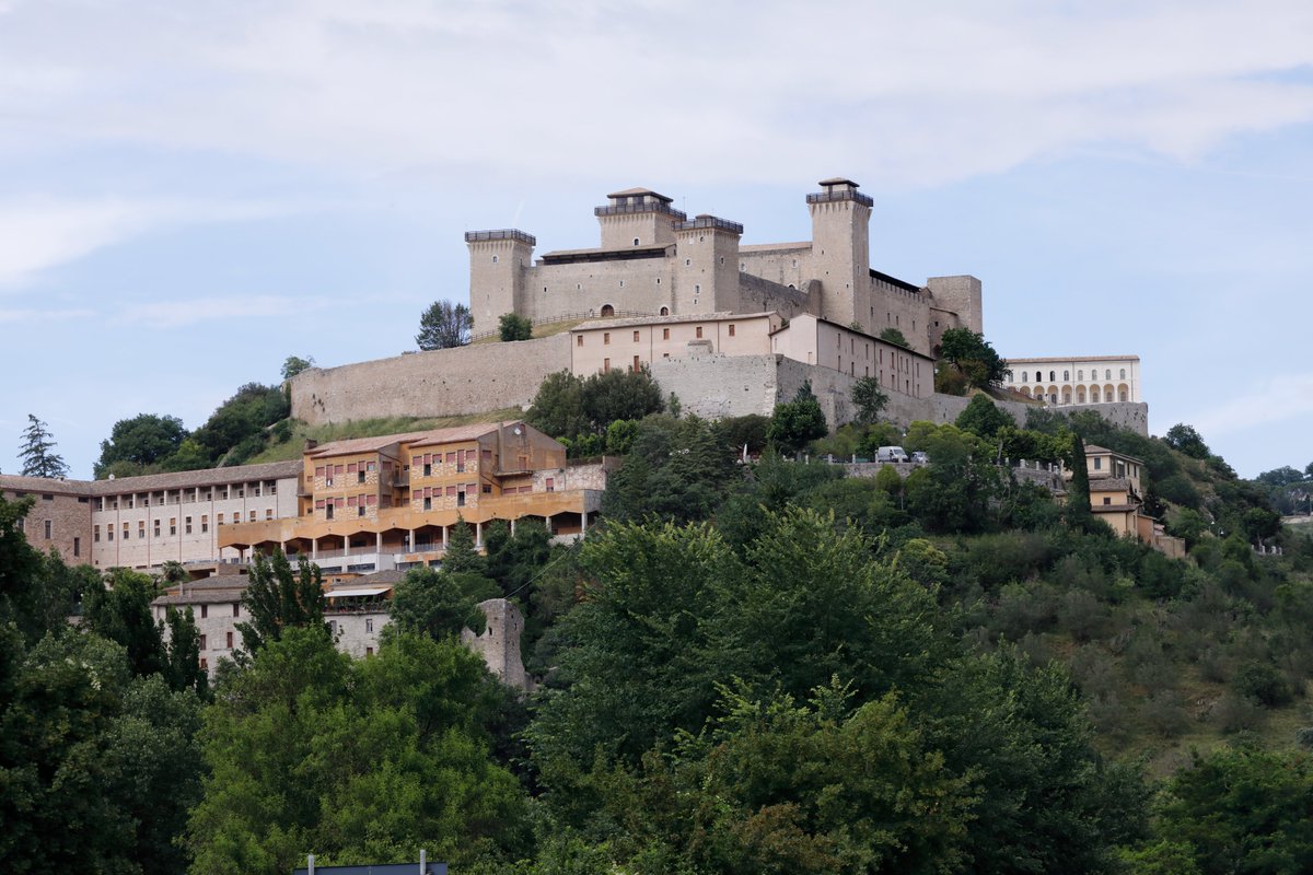 MiC_Italia's tweet photo. Viaggia tra i luoghi della #Cultura per riscoprire la bellezza del nostro patrimonio.
📷 Oggi visitiamo la Rocca Albornoz - Museo nazionale del Ducato di Spoleto (Umbria). 
↘️ https://t.co/nGDzbkQfKG
#19febbraio #MiC #luoghidellacultura #LuogoDelGiorno @DirMuseiUmbria https://t.co/d99RfEAhVe