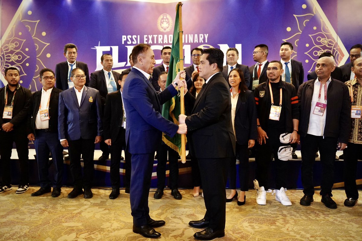 erickthohir's tweet photo. Izinkan kami mengantarkan sepak bola Indonesia lebih bersih dan berprestasi. 🇮🇩 https://t.co/MYM4pNeIe0