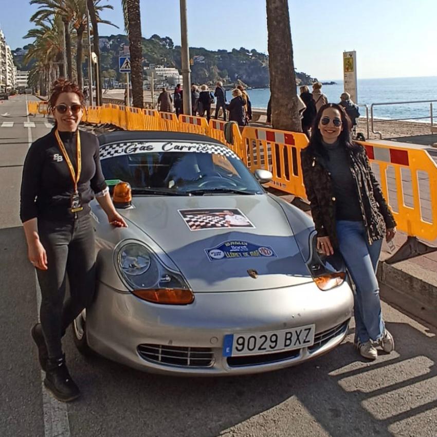 Todas las #personas que componen un #equipo son necesarias en función de su rol. Debemos tener siempre ese doble enfoque y un excelente #liderazgo.
Hoy traemos imágenes de nuestro equipo en el <a href="/RallyLloret/">Rally Lloret de Mar</a> hace unos días. Hay que salir de la oficina!
<a href="/ginaaran/">Gina Aran</a>  
#GemmaCarrió