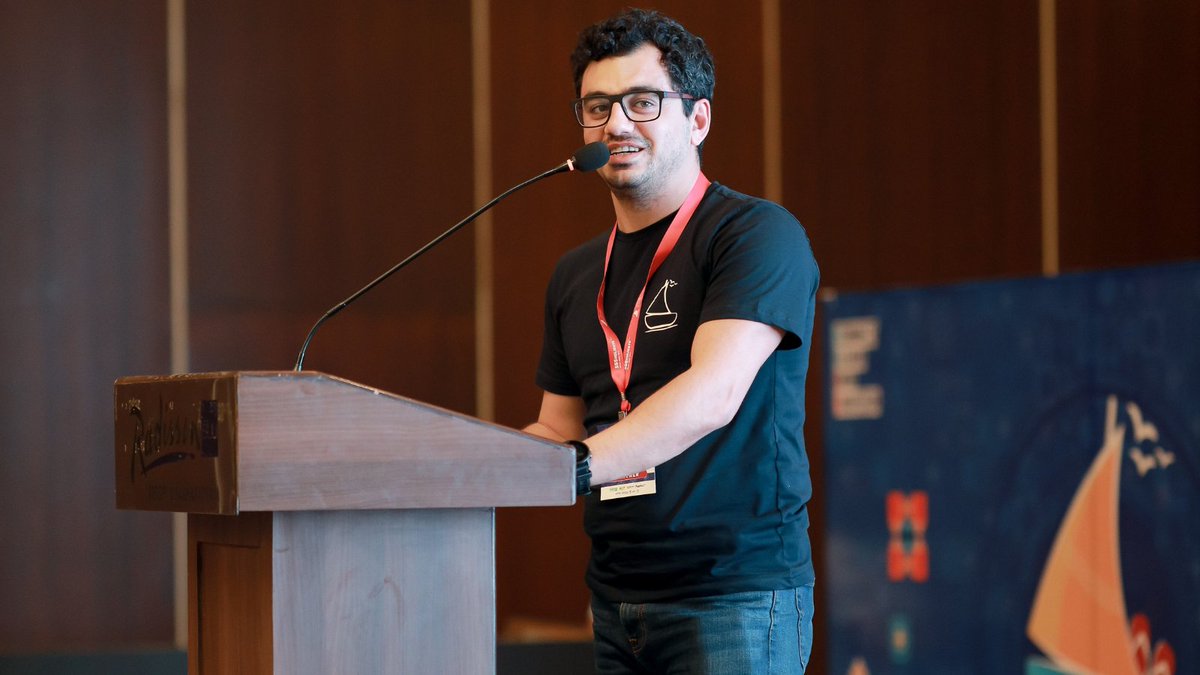 fastex's tweet photo. ⚡#Fastex takes the Seaside StartUp Summit by storm!
With an insightful speech, our advisor, Aram Jivanyan, introduced
🔗our revolutionary #Fastexchain #blockchain,
💫our dedicated #metaverse space of #Fastexverse
🚀and other #Web3 solutions we provide.
#SSSHolidays $FTN https://t.co/lMxrgntzIt