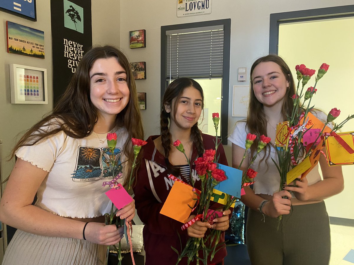 Justice GirlUp tweet media