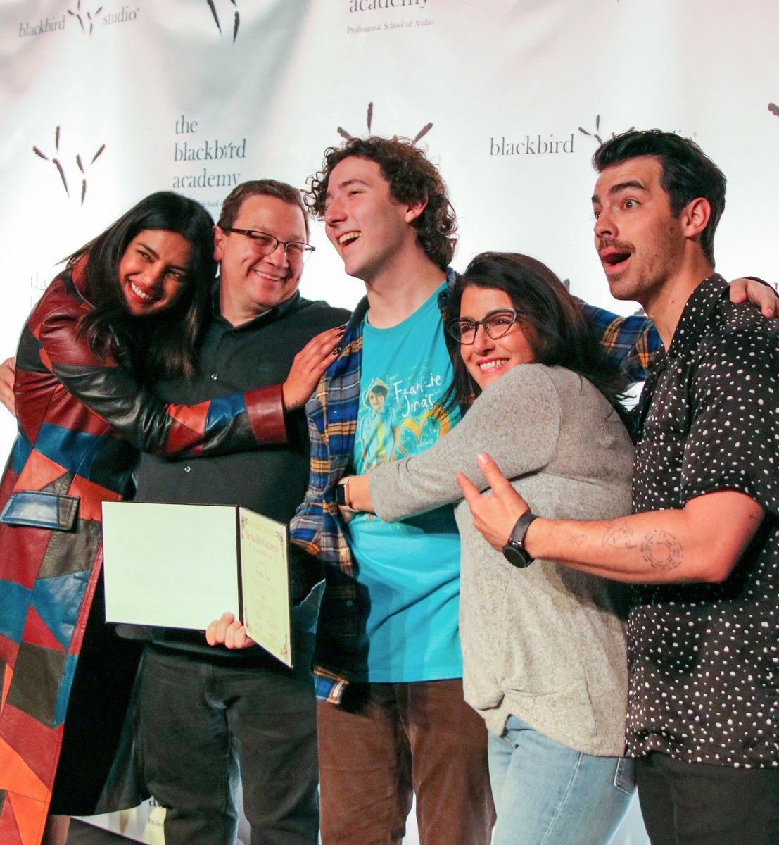 BBArocks's tweet image. #StudioEngineering 🎓 Grad Franklin Jonas has a great new release, &quot;Cocaine,&quot; and you&apos;ll recognize the voice at the beginning! (Hint: He started @BBArocks.) Congrats, Frankie! (BTW, we know him as &quot;Frankie,&quot; and hey, don&apos;t call him &quot;Bonus Jonas.”) #wherearetheynow