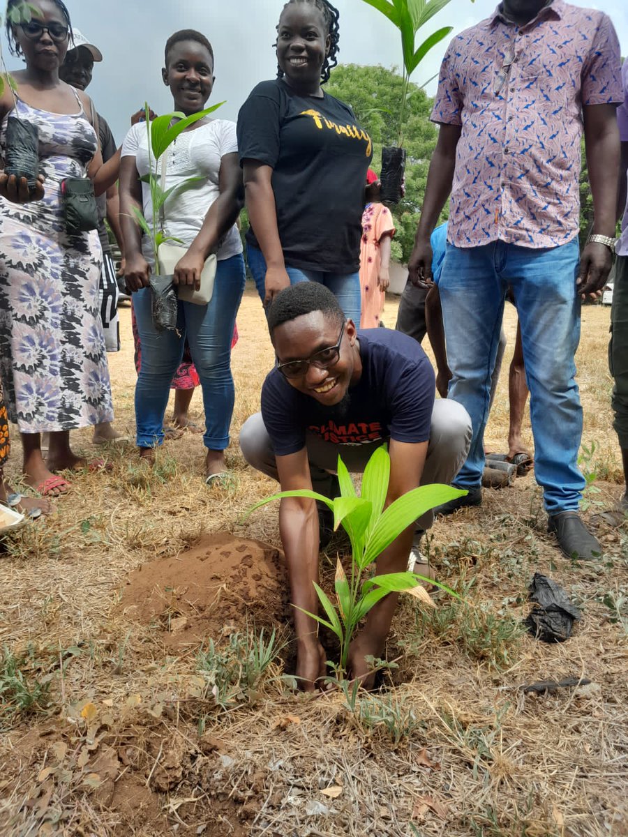 Manuh_Mmoja's tweet image. Want to live longer? Consider planting and growing a tree #Trees4Future #PACJA #KPCG23 @PACJA1 @kenya_climate @UNEP @KeForestService @kwskenya @WilliamsRuto @GideonMungaroM