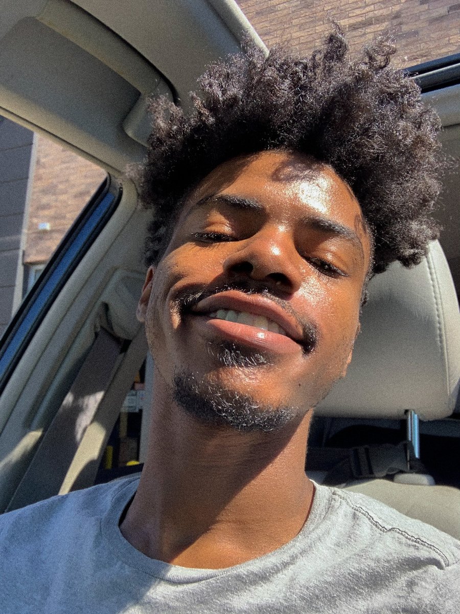 Your favorite athlete screaming text me back