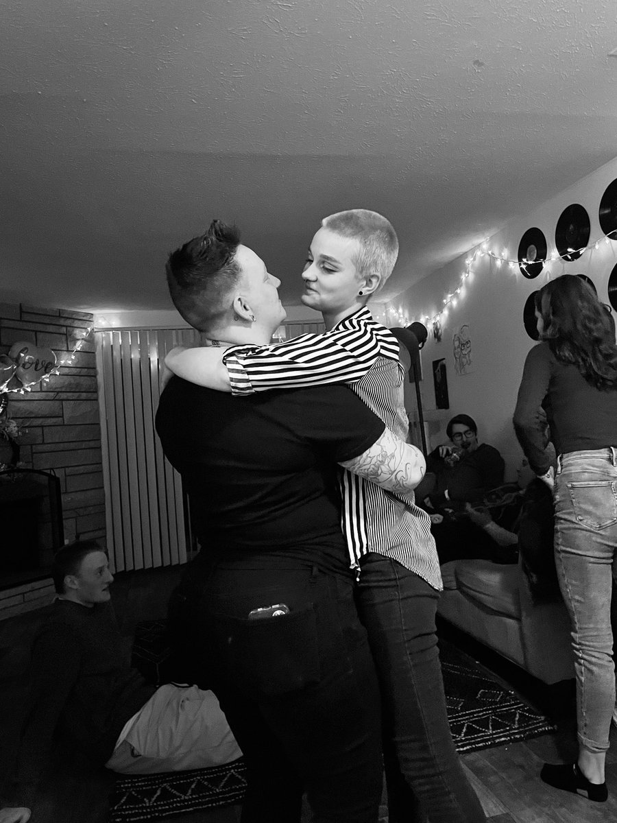 Swishweezy's tweet photo. I almost forgot to post it on here, but almost 2 weeks ago, my favorite person said, “Yes, duh,” when I asked her to marry me. Here I was thinking there’s no way I could be any happier, but I was proven wrong. New achievement unlocked: get a fiancée ✅❤️ https://t.co/6HYLNAIton