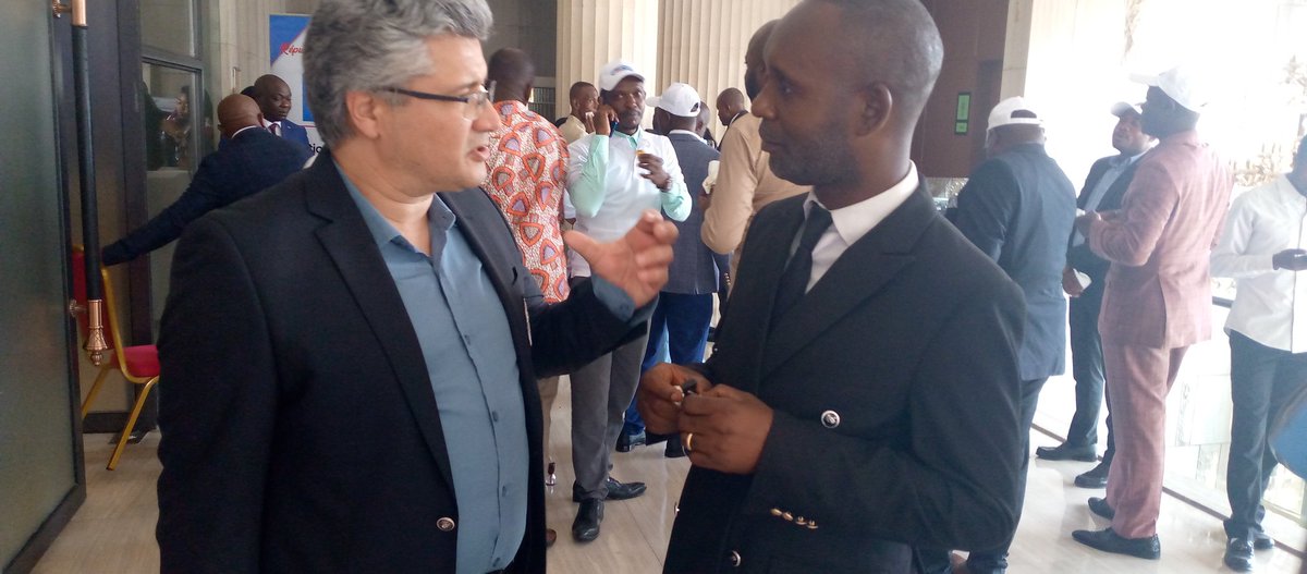 AimKazika's tweet photo. #RDCongo: Congo Fleuve Hôtel, lors de la signature des Contrats d'acquisition de 15 bateaux de pêche pour relance du secteur de pêche industrielle. #Signature, #Echanges ,#Partage, #Discours et #Cocktaill. C'est le moment de renforcer notre capital social. https://t.co/piA77Piqc7