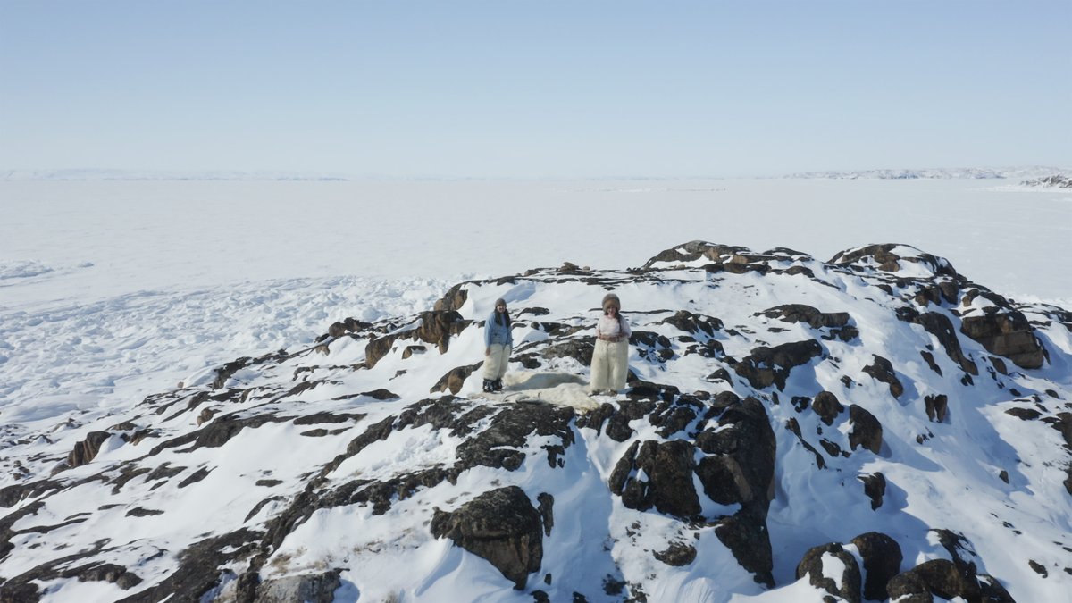 ThiloLenz's tweet photo. #ForumExpanded presents celebrated inuk artist @laakkuluk VR-video installation #TartupalukPrototype at the #MarshallMcLuhanSalon @CanEmbGermany with the support of @screen_office

More details &amp; registration for the #ArtistTalk 🎙️(Sun, 19/02, 14:00) here: https://t.co/UiJKwL6JTI https://t.co/eMX6urlqVK