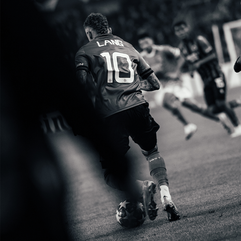 ClubBrugge's tweet photo. It ain’t over till it’s over. 🔵⚫️ #UCL #CLUSLB