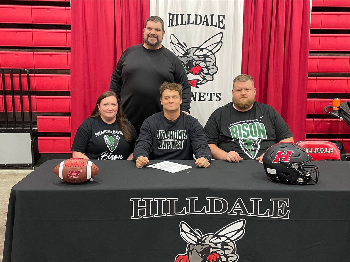 Jenkins6Aden's tweet photo. Had a great signing day and can’t wait too begin the next chapter of my life.🦬 @OBU_Football https://t.co/IbrEdok3UD