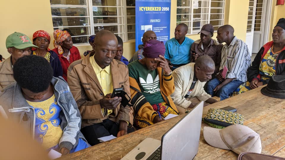 TwumbaS's tweet photo. Nibavuga igihugu gitemba amata n'ubuki uzumve u Rwanda
Ikoranabuhanga mu ngeri zose
Tubikesha HE @PaulKagame https://t.co/ITwxQJhBPE