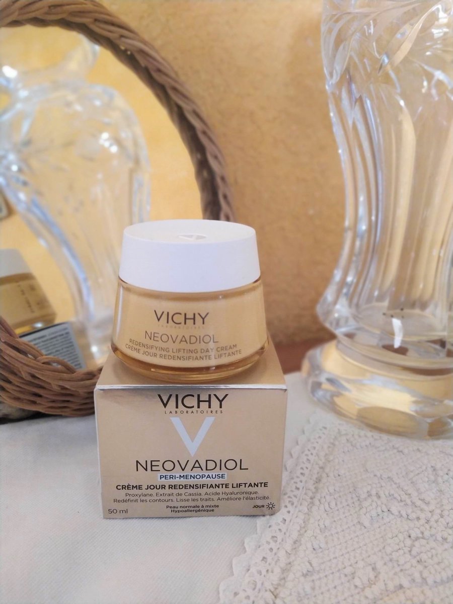 valeriepirasrey tweet media